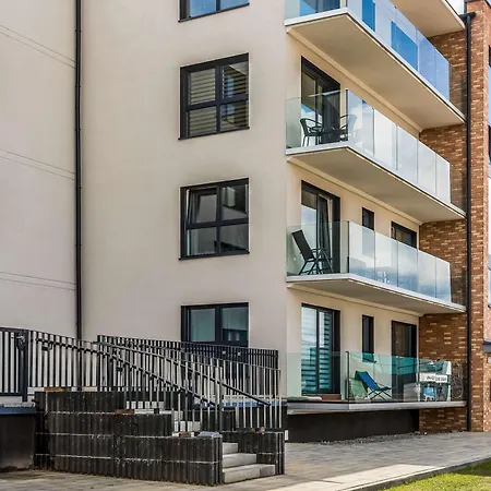 Perlowa Przystan Eleganckie Z Parkingiem I Basenem W Kolobrzegu By Renters