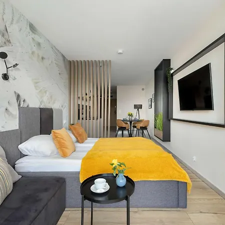 Perlowa Przystan Eleganckie Studio Z Parkingiem W Kolobrzegu By Noclegi Renters 公寓 科沃布热格